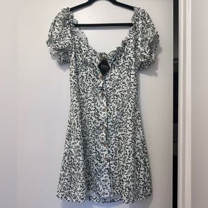 Short sleeve dress